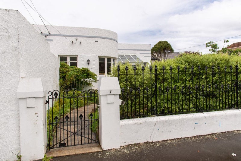 7 Valpy Street, Saint Clair, Dunedin - Carousel 2
