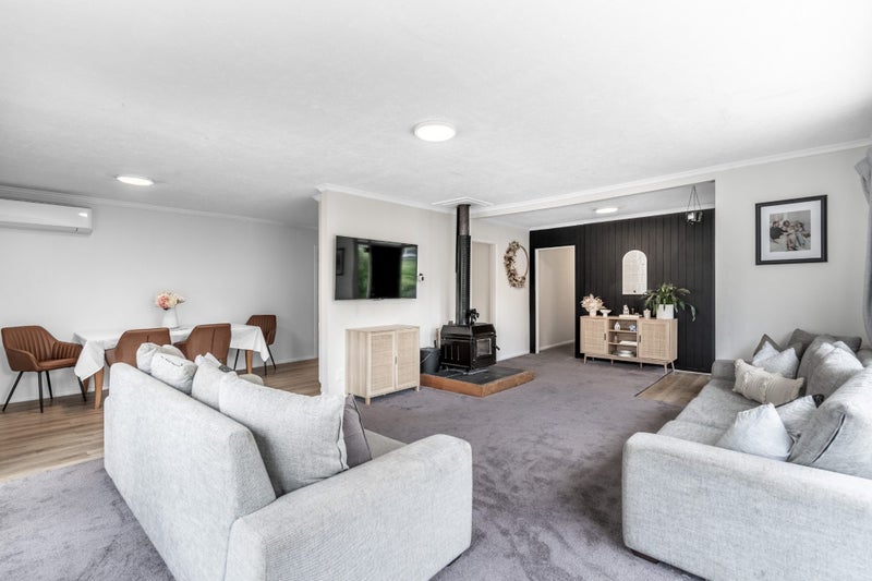 163 Grant Road, Otatara - Carousel 1