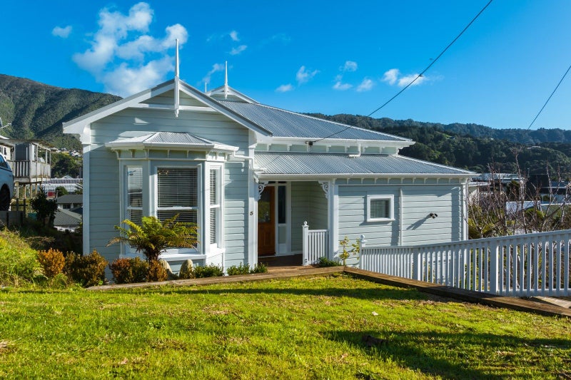 5 Taranaki Street, Picton - Carousel 2