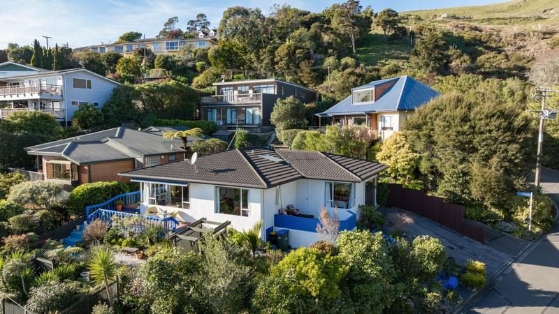 1 Garin Heights, Atawhai, Nelson - Carousel 19