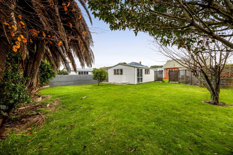 11 Grant Vc Street, Hawera - Carousel 19