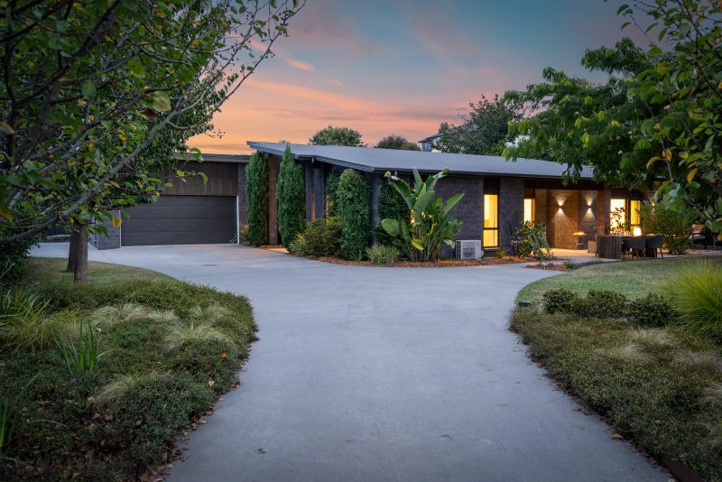 15 Mahy Way, Leamington, Cambridge - Carousel 1