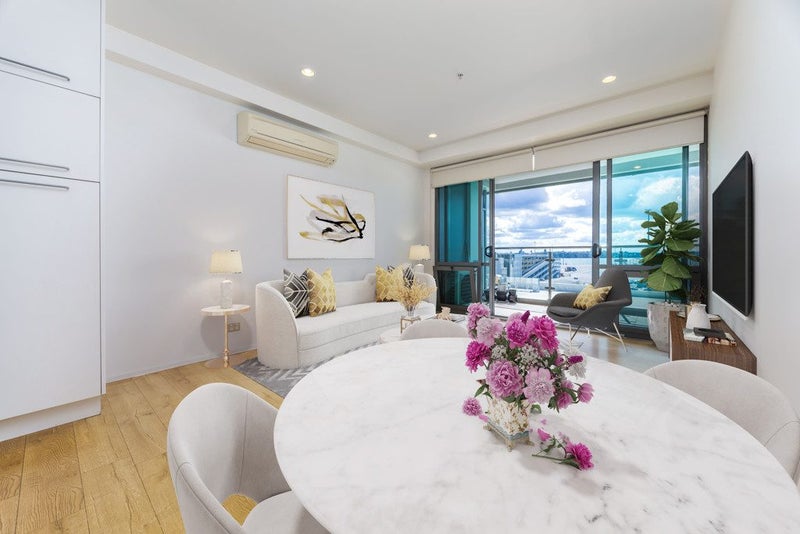704/30 Beach Road, Auckland Central, Auckland - Carousel 1