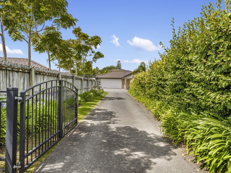 25 Saltwood Street, Red Beach, Red Beach - Carousel 2