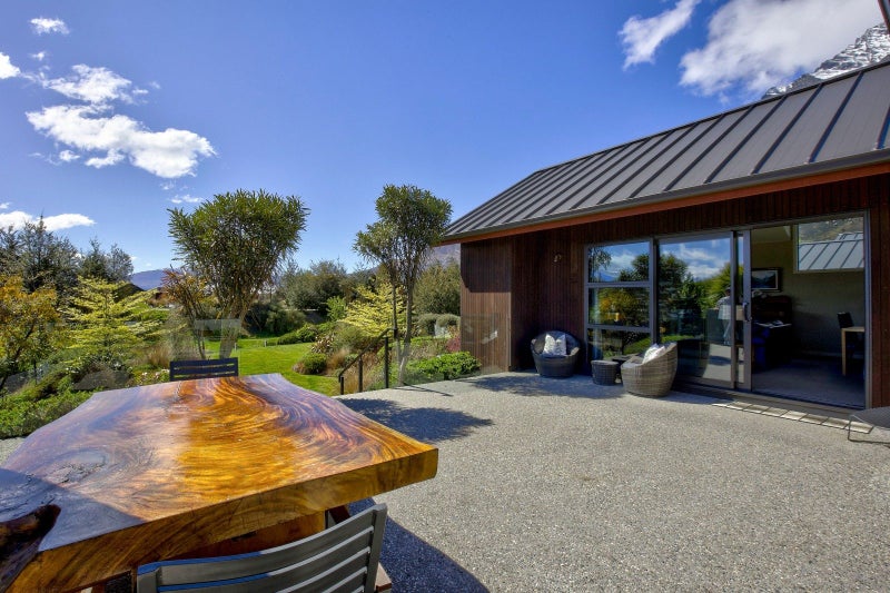 8 Orford Drive, Jacks Point, Queenstown - Carousel 2