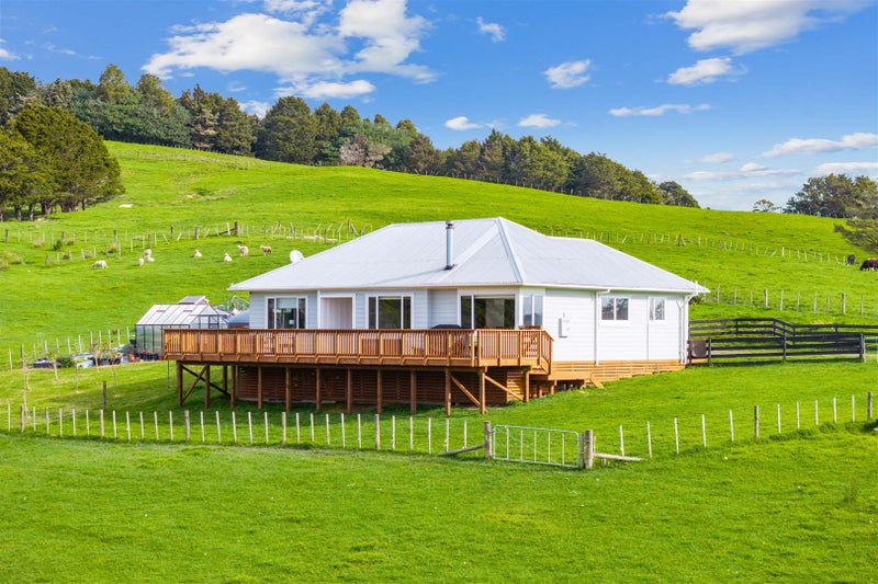 5150B Kaipara Coast Highway, Wellsford, Wellsford - Carousel 1