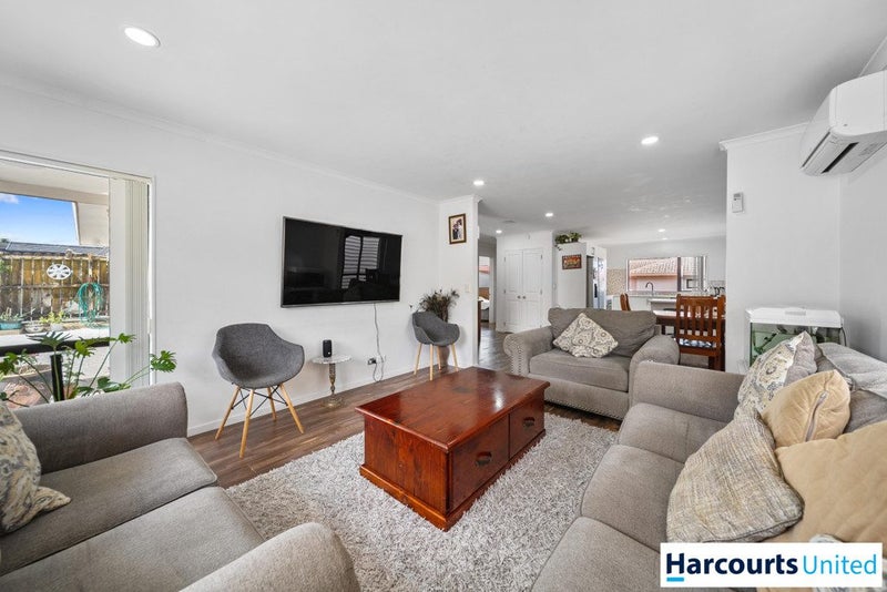 4 Figtree Terrace, Goodwood Heights, Auckland - Carousel 28