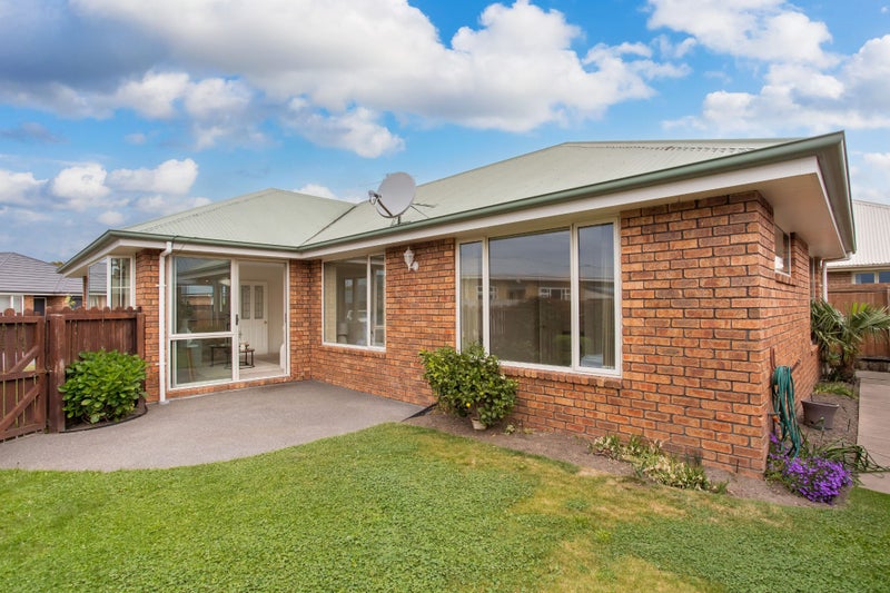 15 Ashmore Lane, Strowan, Christchurch - Carousel 1