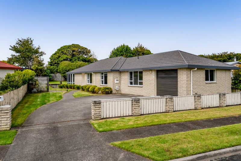 25 Silvan Place, Bell Block, New Plymouth - Carousel 27