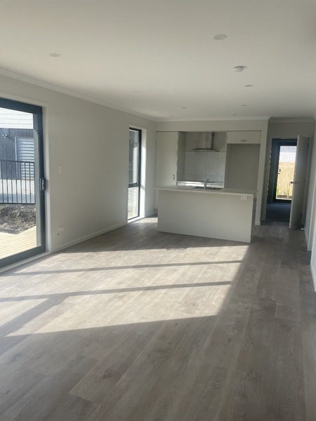 29A Hammond Avenue, Hatfields Beach, Orewa - Carousel 2