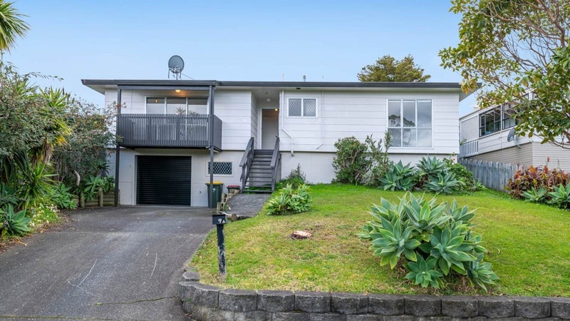 7A The Crescent, Tindalls Beach, Whangaparaoa - Carousel 1