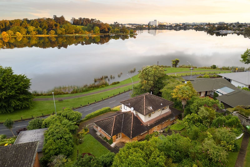 45 Lake Domain Drive, Frankton, Hamilton - Carousel 1