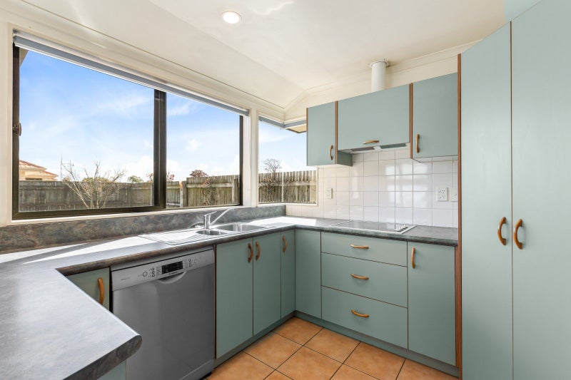 18 Otia Drive, Richmond - Carousel 2