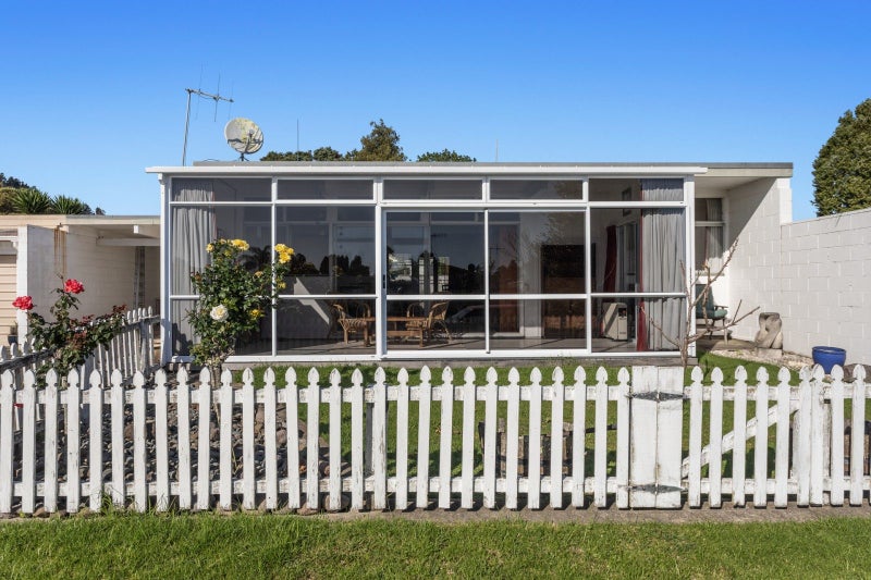 1/8 Peter Snell Street, Whakatane - Carousel 1