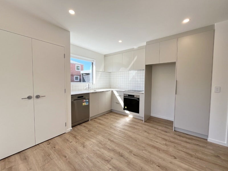 176 England Street, Linwood, Christchurch - Carousel 2