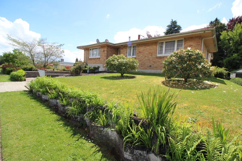 14 Duke Street, Tokoroa - Carousel 2