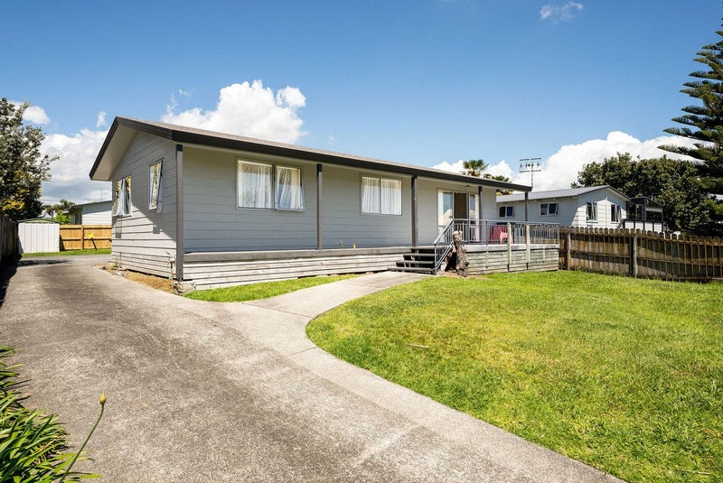 6 Lagoon Place, Poike, Tauranga - Carousel 1