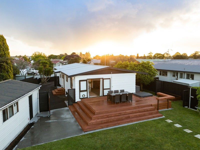 5 McKinley Place, Nawton, Hamilton - Carousel 21