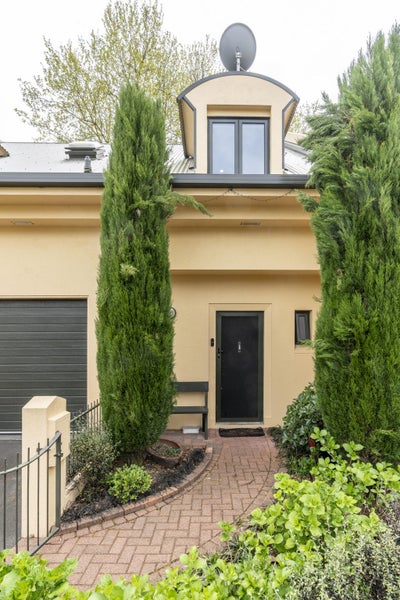 10/102 Grantham Street, Hamilton Central, Hamilton - Carousel 2