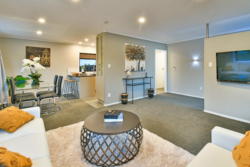 5 Ransom Smyth Drive, Goodwood Heights, Auckland - Carousel 1