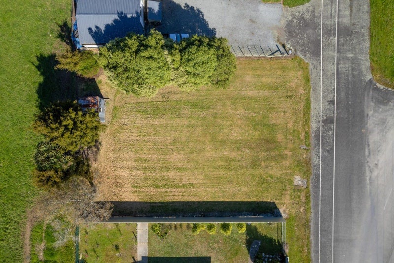 136 Waller Street, Murchison - Carousel 1