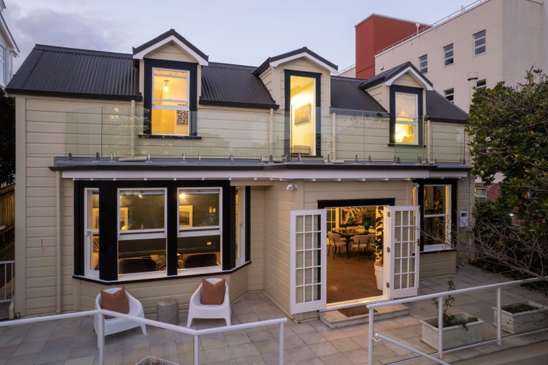 15 Selwyn Terrace, Thorndon, Wellington, Wellington - Carousel 1