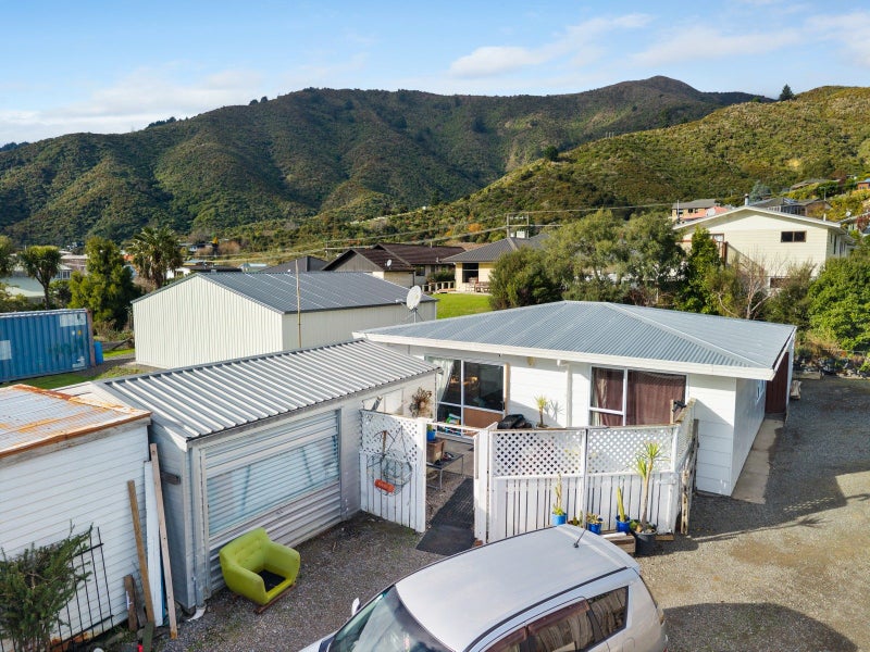 25A Moana View Road, Waikawa, Picton - Carousel 2
