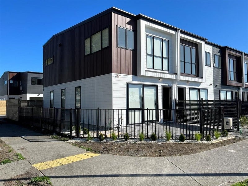 11 Aramata Road, Papakura, Papakura - Carousel 1