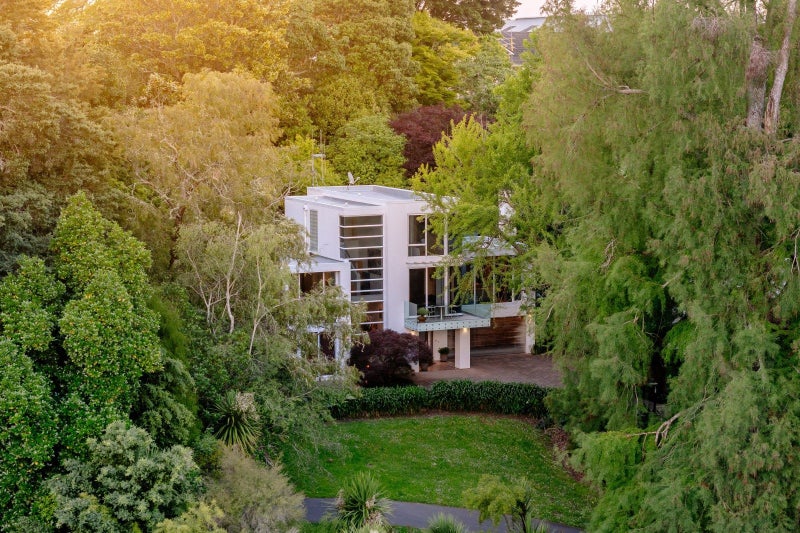 1A Hamilton Parade, Hamilton Central, Hamilton - Carousel 50