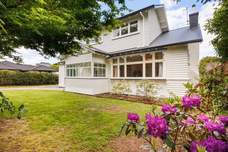 20 Rainforth Street, Roslyn, Palmerston North - Carousel 1