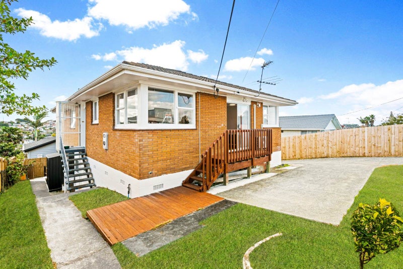 40 Target Road, Totara Vale, Auckland - Carousel 2