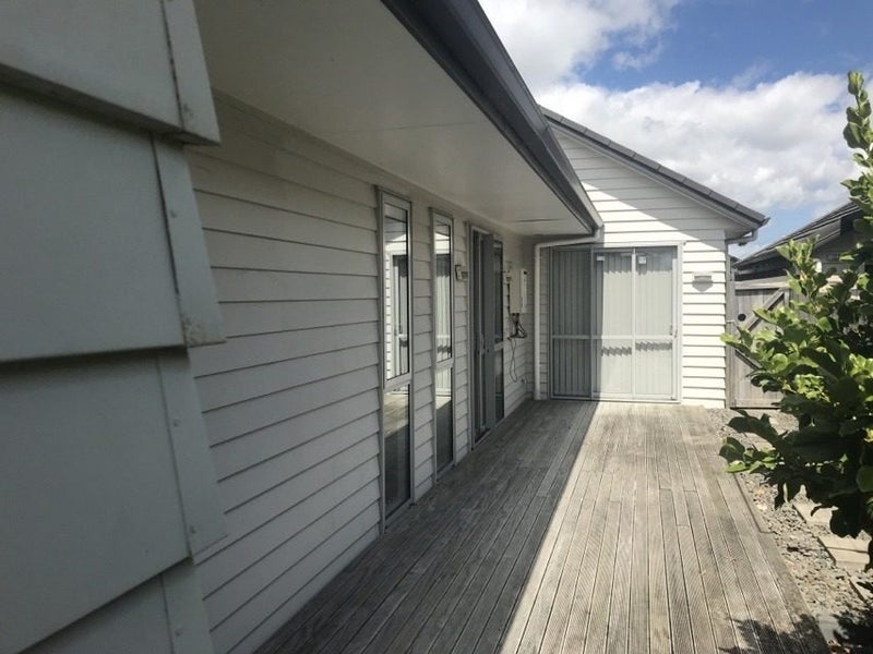 10 Moho Lane, Takanini, Auckland - Carousel 10