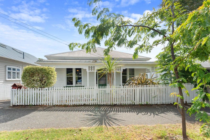 17 Seccombes Road, Epsom, Auckland City, Auckland - Carousel 2
