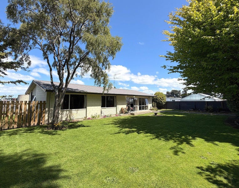 10 Salford Street, Edendale, Edendale - Carousel 1