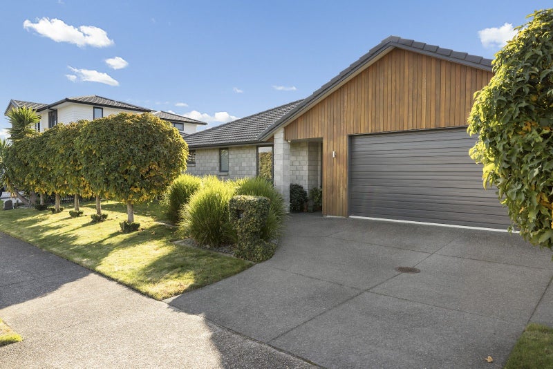 61 Hastings Road, Pyes Pa, Tauranga - Carousel 1