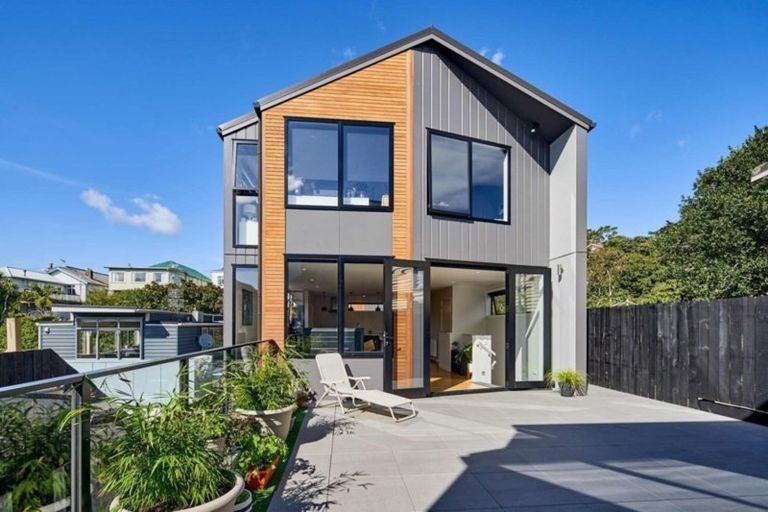 59B Wellington Road, Kilbirnie, Wellington - Carousel 1