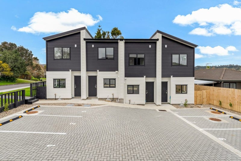 8/1 Kahikatea Place, Ranui, Auckland - Carousel 2