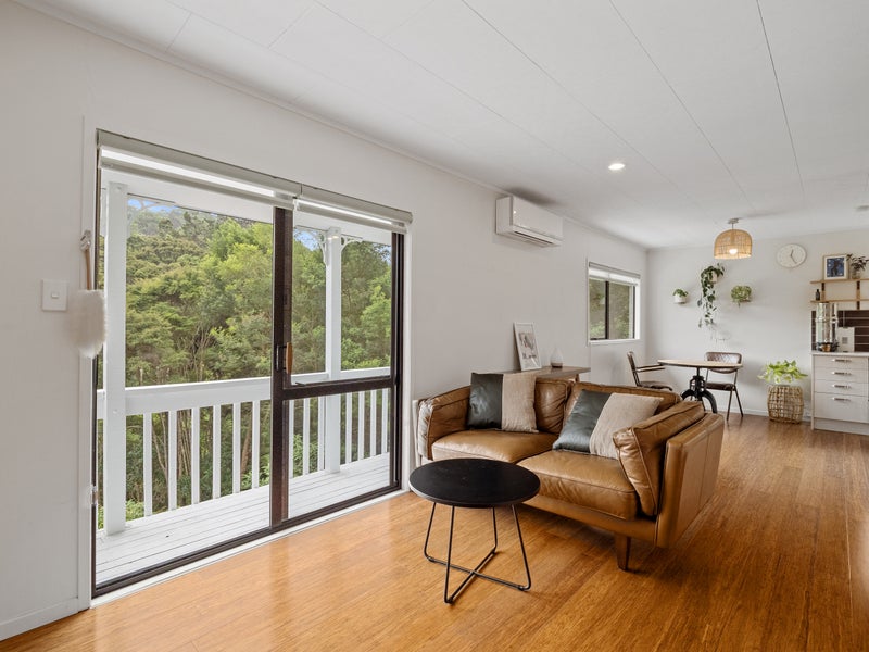 112 Spinella Drive, Bayview, Auckland - Carousel 2