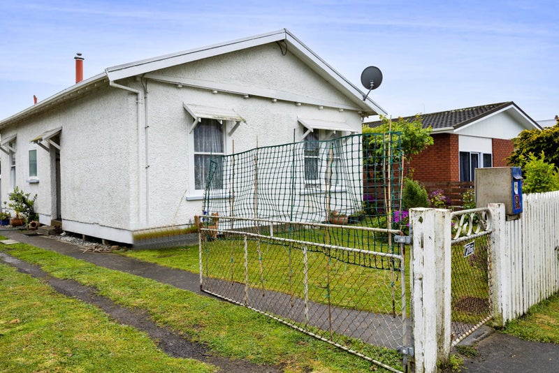 17 Milmoe Street, Hawera - Carousel 15