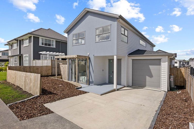56 Hayfield Way, Karaka, Papakura - Carousel 1