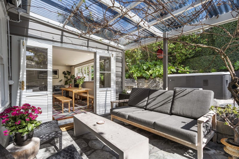 13 Potatau Street, Grey Lynn, Auckland - Carousel 2