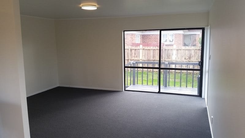 2/41 Vine Street, Mangere East, Auckland - Carousel 2