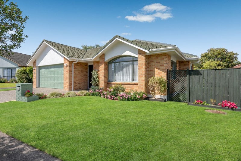 26 Stellamaris Way, Northpark, Manukau - Carousel 2