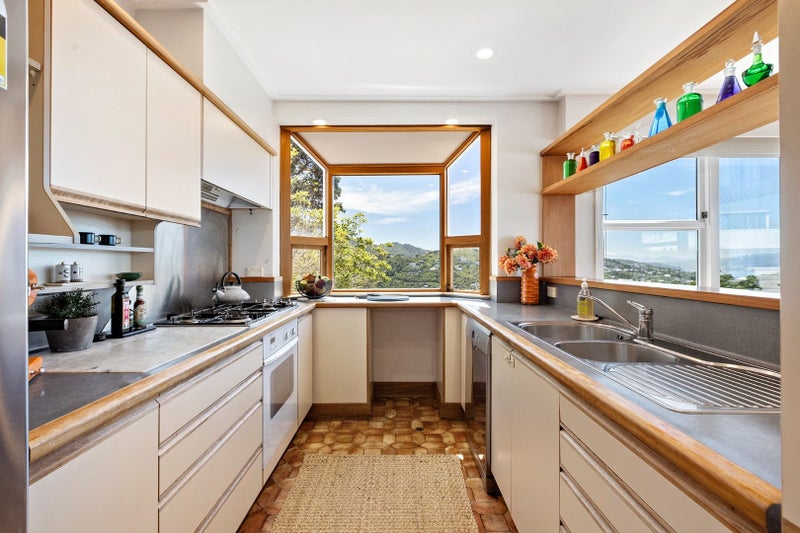 80 Pitt Street, Wadestown, Wellington - Carousel 2