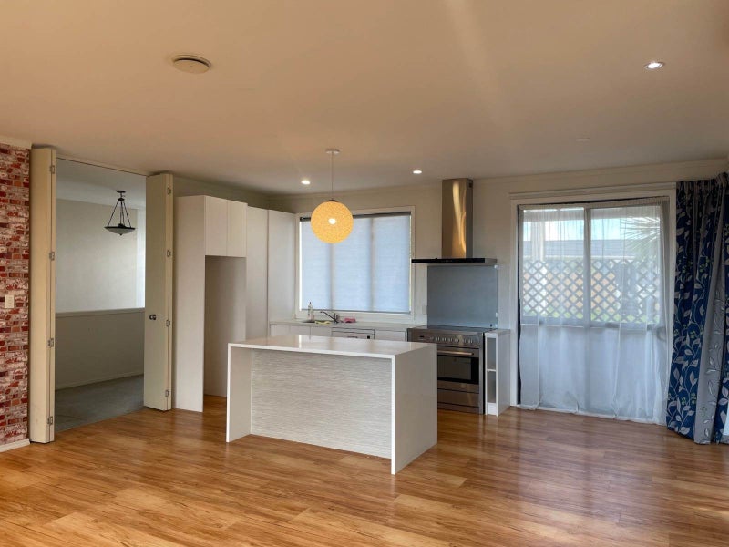 62 Sunhill Road, Sunnyvale, Waitakere City, Auckland - Carousel 2