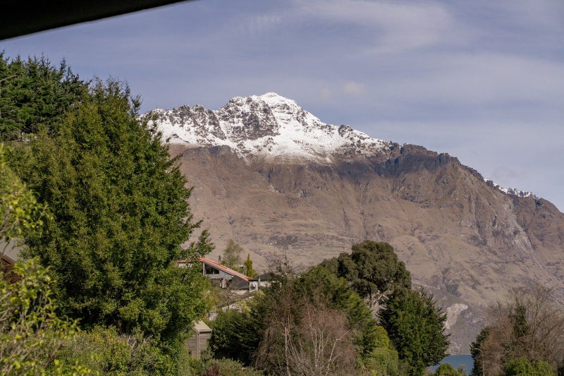 218 Fernhill Road, Sunshine Bay, Queenstown - Carousel 27