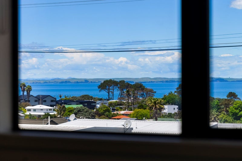 20 Toroa Street, Torbay, North Shore City - Carousel 1