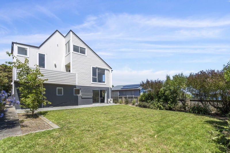12 Arun Crescent, Southgate, Wellington - Carousel 1