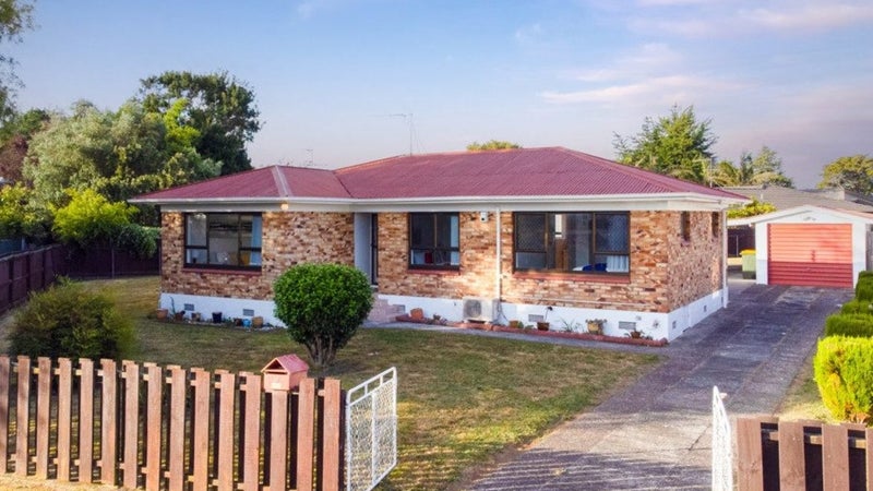 57 Rosehill Drive, Rosehill, Papakura - Carousel 1