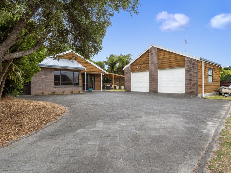 129 Waitaha Road, Welcome Bay, Tauranga - Carousel 1